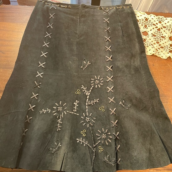 For Joseph suede black skirt with extra design with leather, studs size 12 - Picture 7 of 15